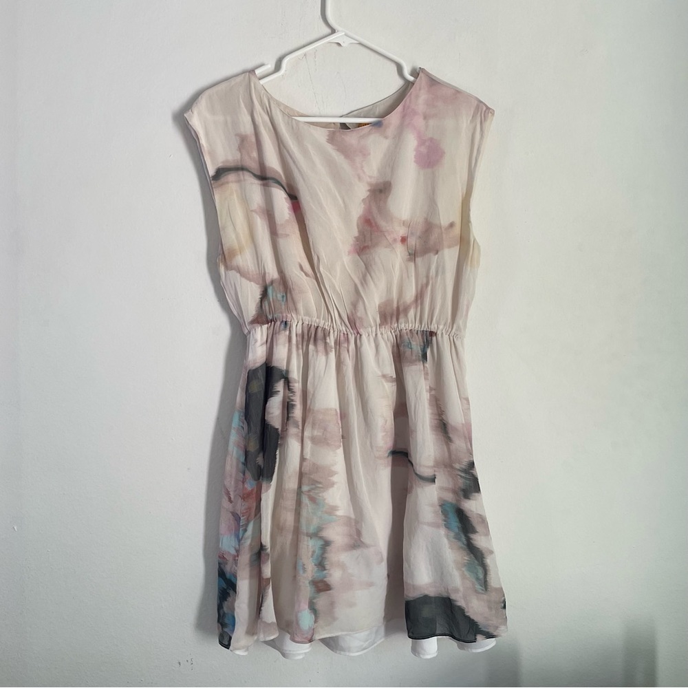 Alice and Olivia silk multicolored water color silk lined dress in cream
